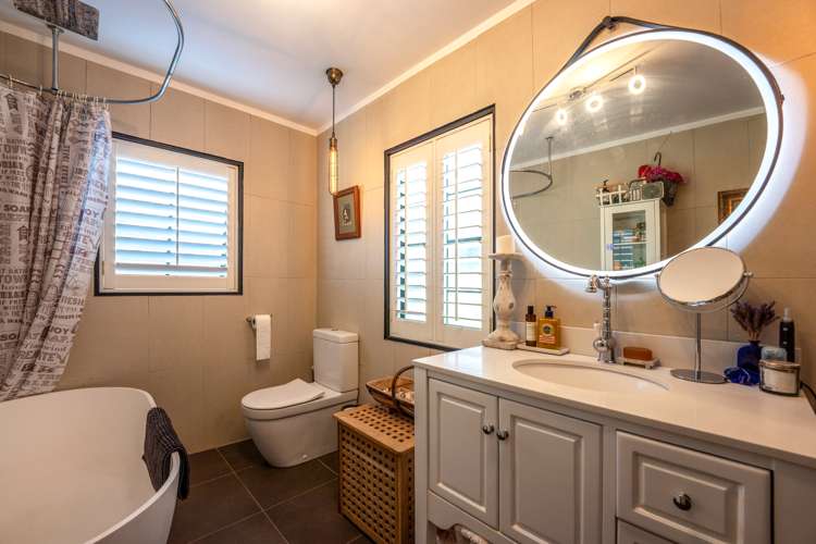 91 Queens Drive Oneroa_10