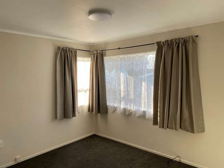 7 Volante Avenue Wattle Downs_14