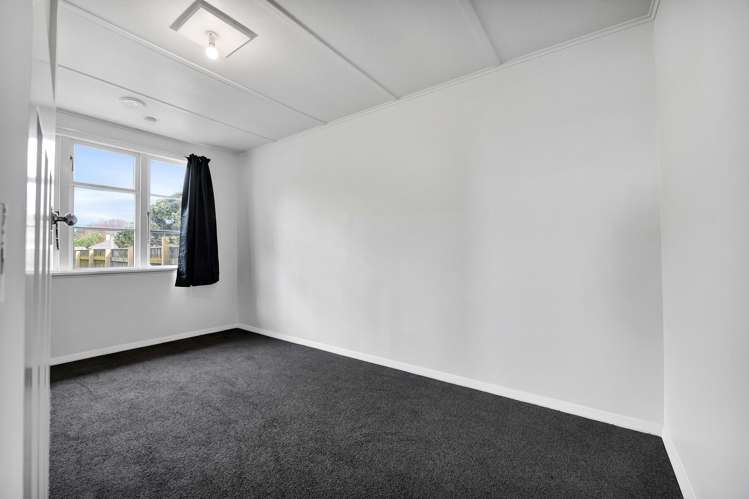 1 Vogel Street + 2 Laurent VC Street Hawera_6