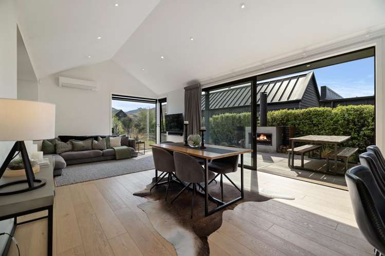 15 McKenzies Shute Jacks Point_8