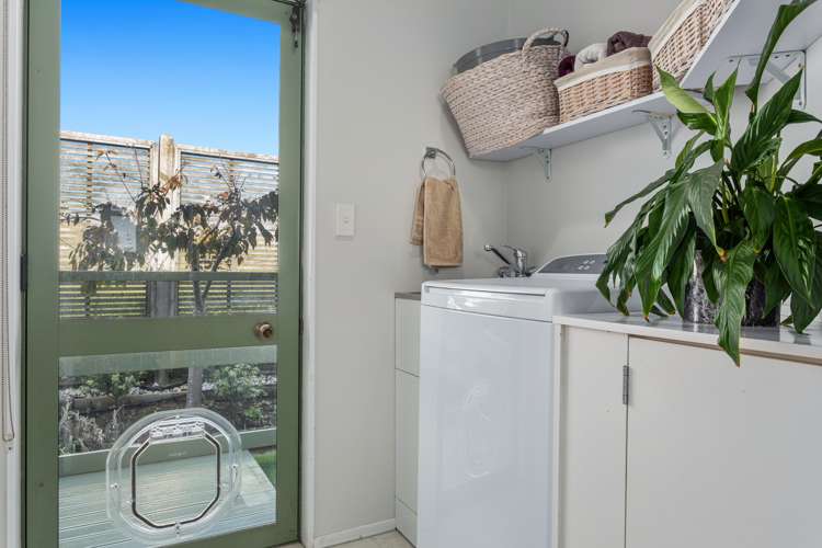 10 Island View Heights Coastlands_13