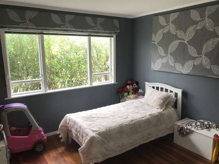 20 Coronation Street Belmont_5