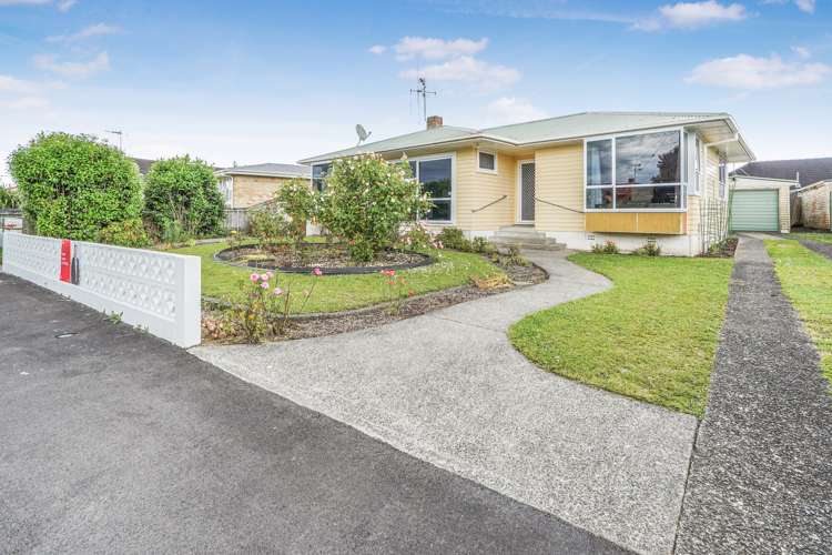 5 Defoe Avenue Hillcrest_14
