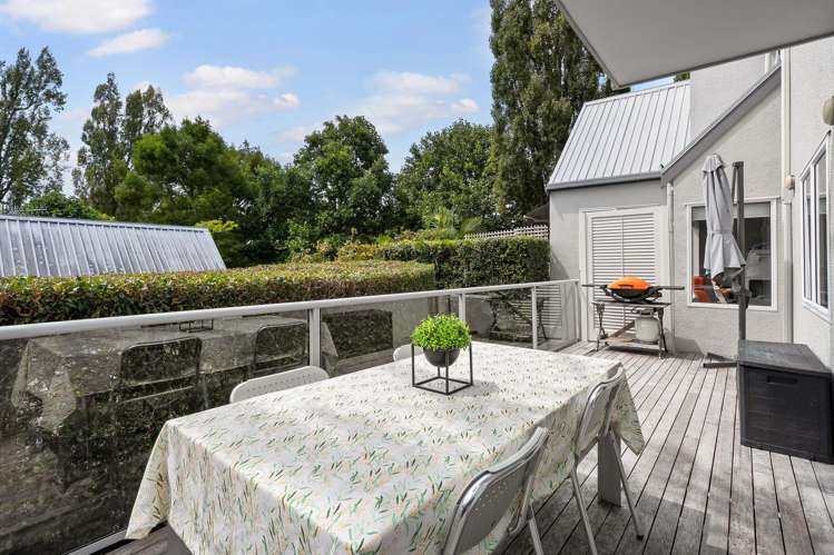 8/17 Chatfield Place Remuera_7