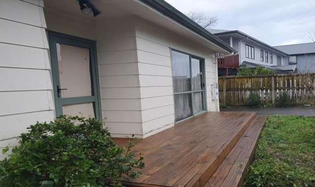 28 and 2/28 Tonar Street Northcote_2