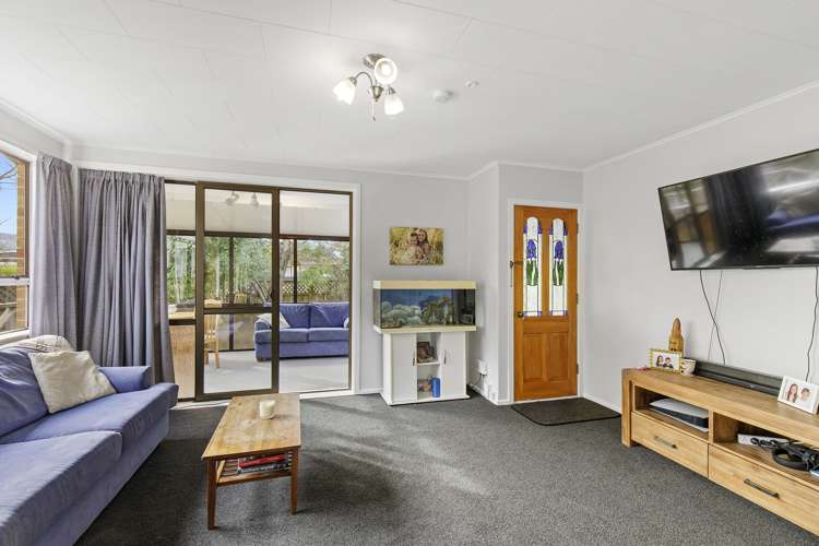 12 William Booth Grove Trentham_5