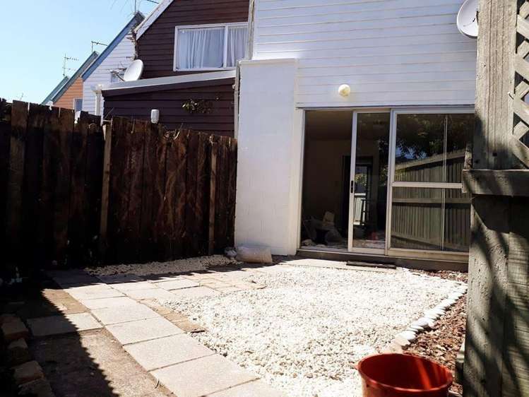 5/17 Percy Street Phillipstown_3