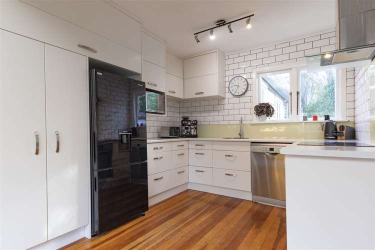 5 Grovelands Way Titirangi_9