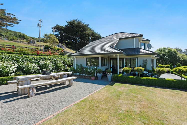 174 Makara Road Makara_25