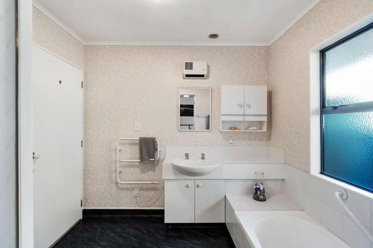 2/611 Roberts Street Hastings_9