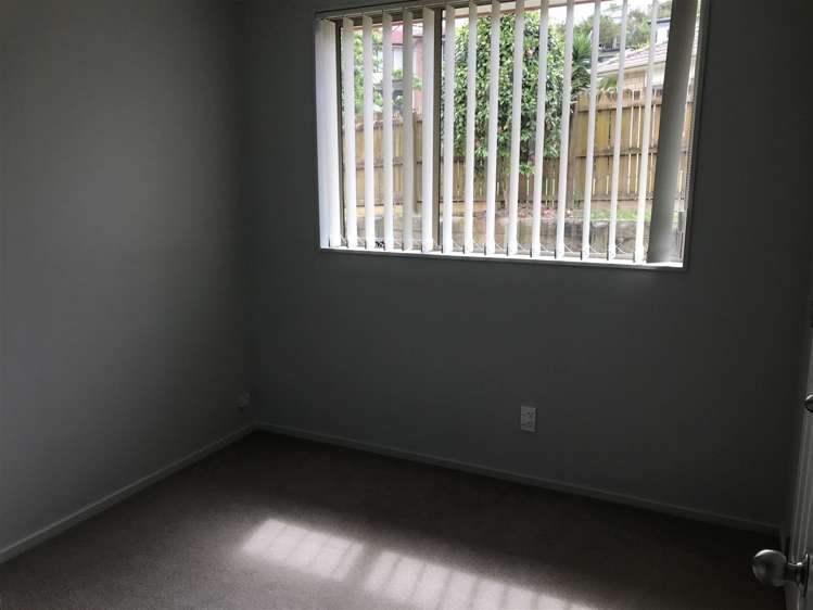 4 Nykki Place Papakura_11