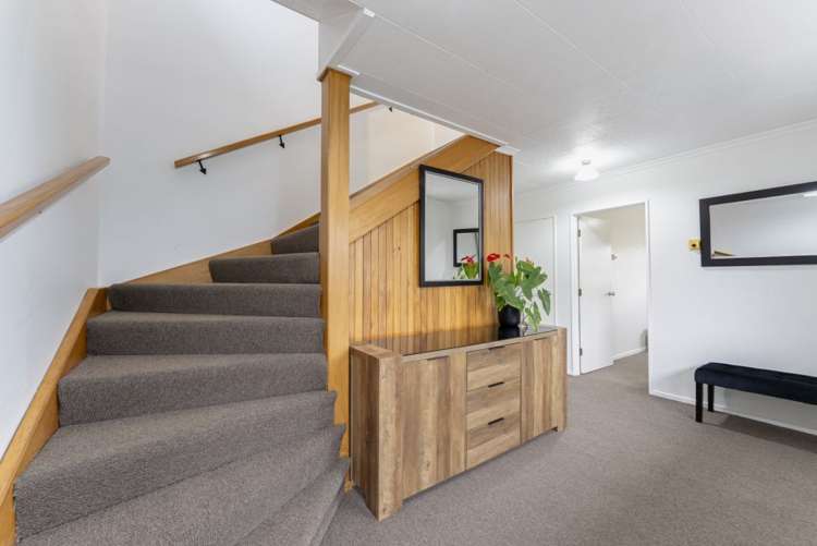 2/62A Tipahi Street Nelson South_14