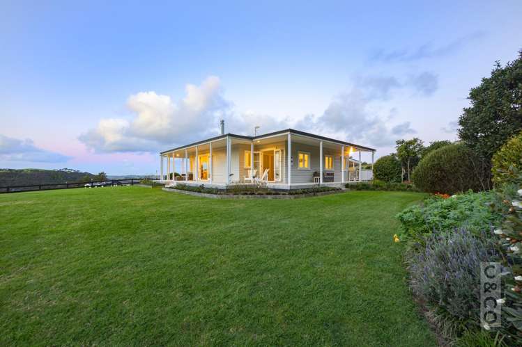 93 Alf Access Road Helensville_29