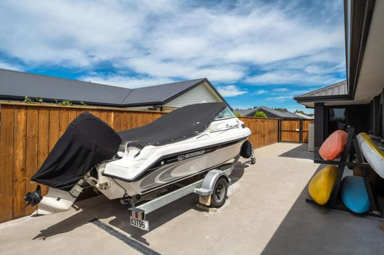 11 Kittyhawk Road Burleigh_19