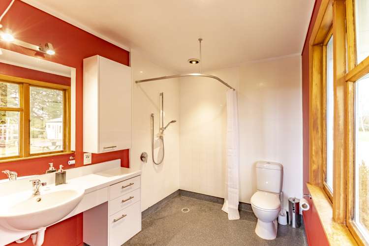 116 Station Road Takapau_11