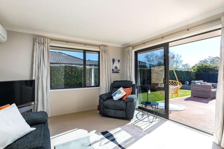 10 Balmoral Mews Springlands_23