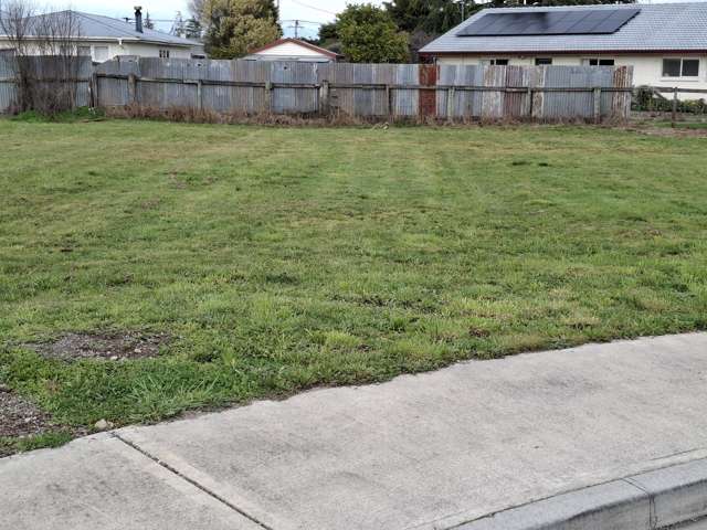 7,9,11,12 and 13 Van Baarle Close Carterton_3