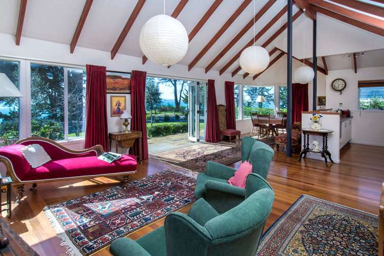 62 Marine Parade Mellons Bay_5