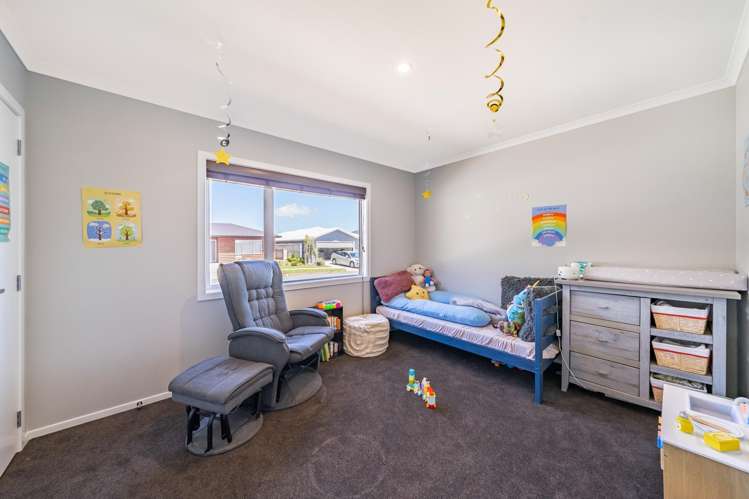 27 Brian Hughes Road Wainuiomata_13