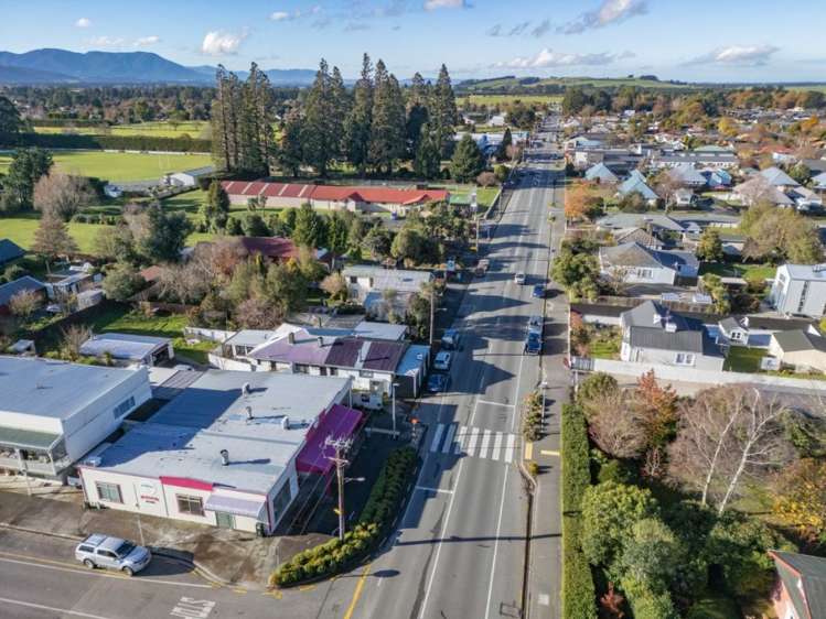 81 Main Street Oxford_16