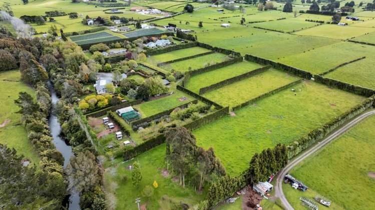 367 Corbett Road New Plymouth_40