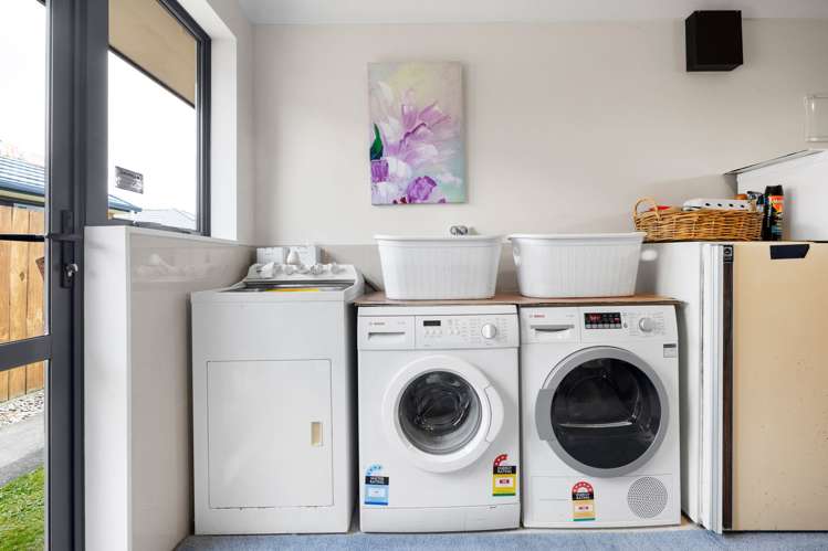 5 Newfield Drive Fairview Downs_13