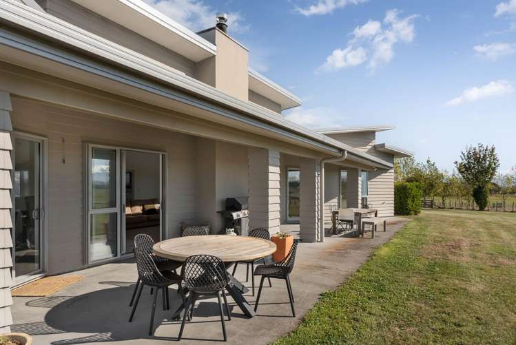 661 Cornwall Road East Taratahi_18