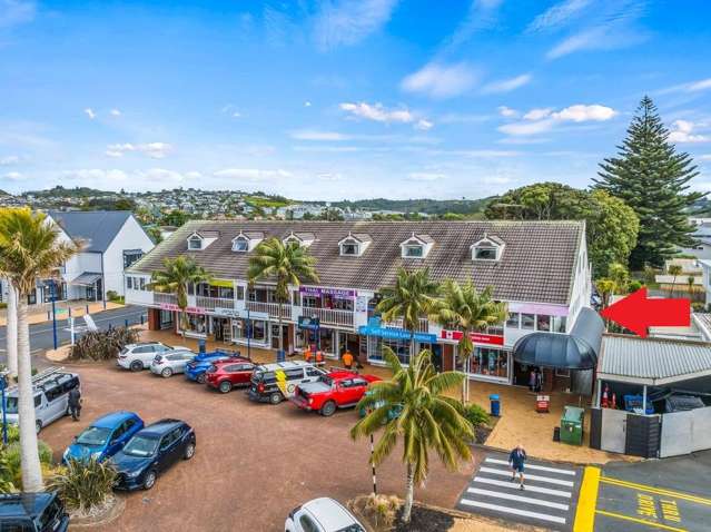 Affordable, tidy office in excellent location - Orewa