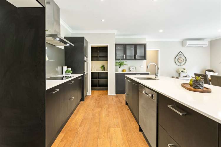 44 Crabb Fields Lane Riverhead_20