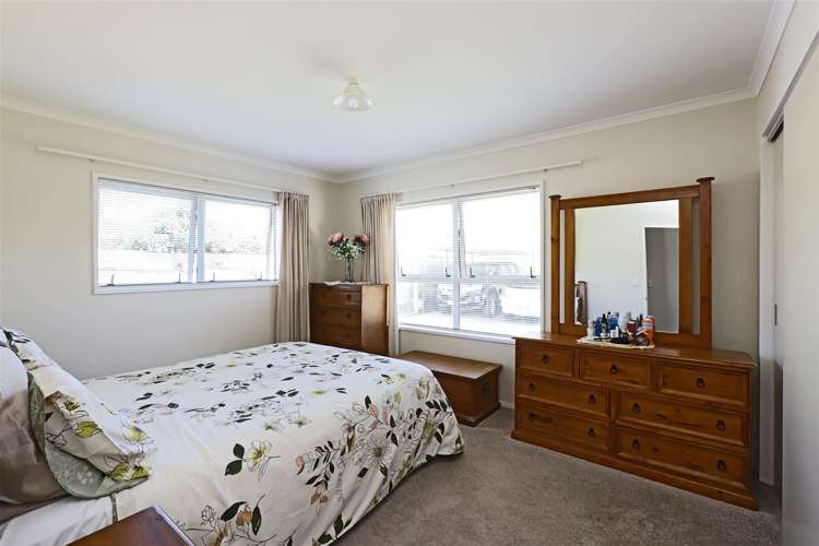 3 Kirkcaldy Place Flaxmere_7