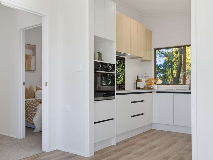 22 Alastair Avenue Owhata_17