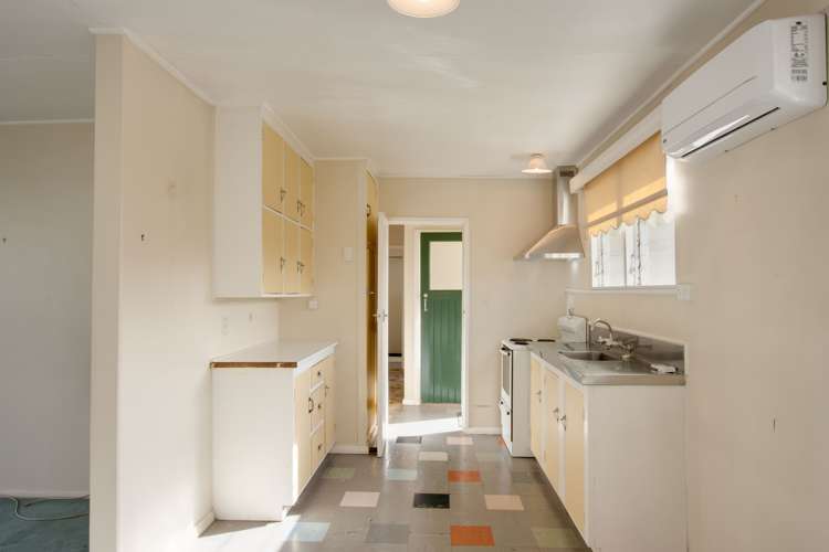 702 Kennedy Road Raureka_11