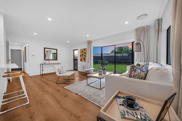 8 Monaco Place Mt Wellington_3