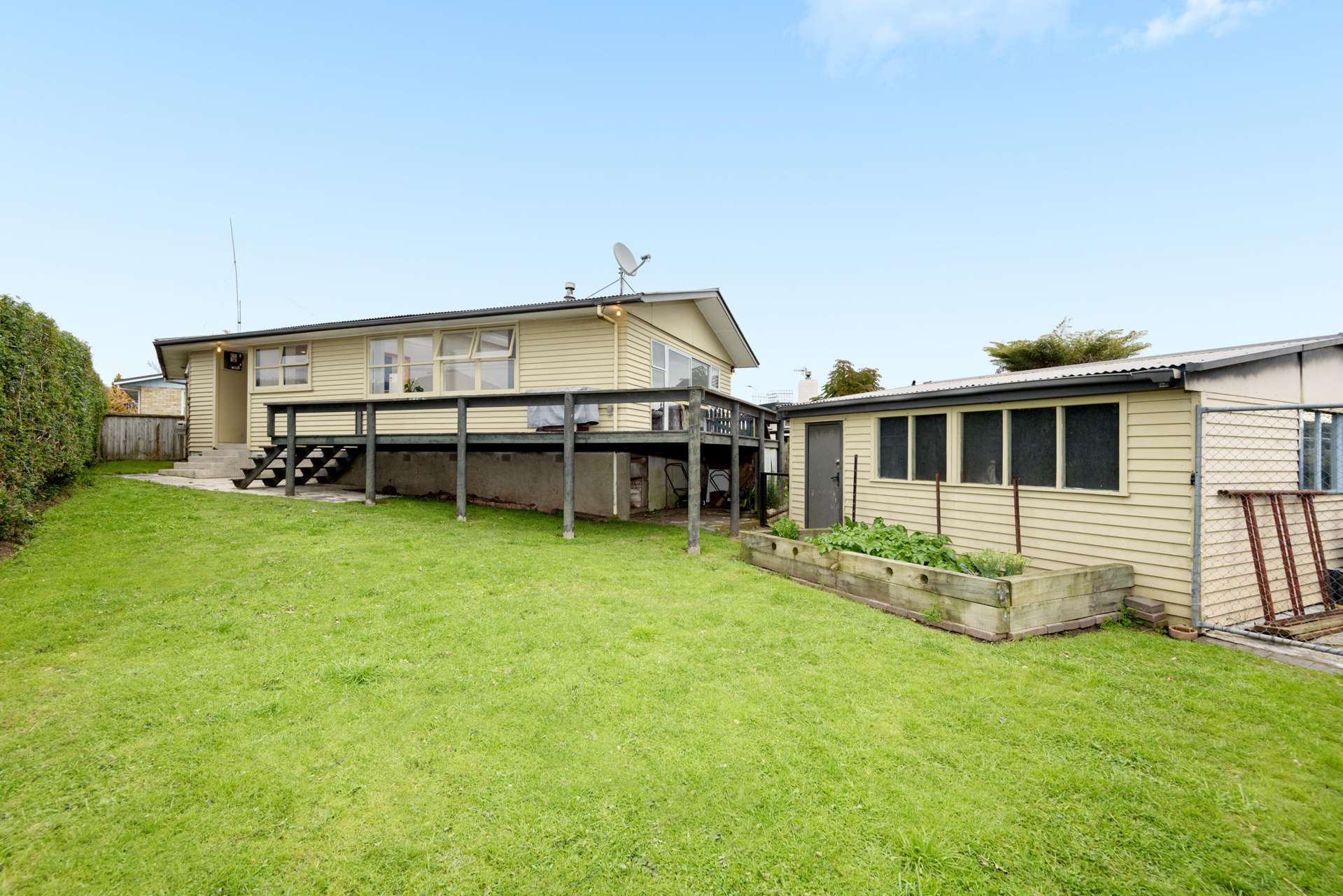 34 Woodford Avenue Brookfield_0