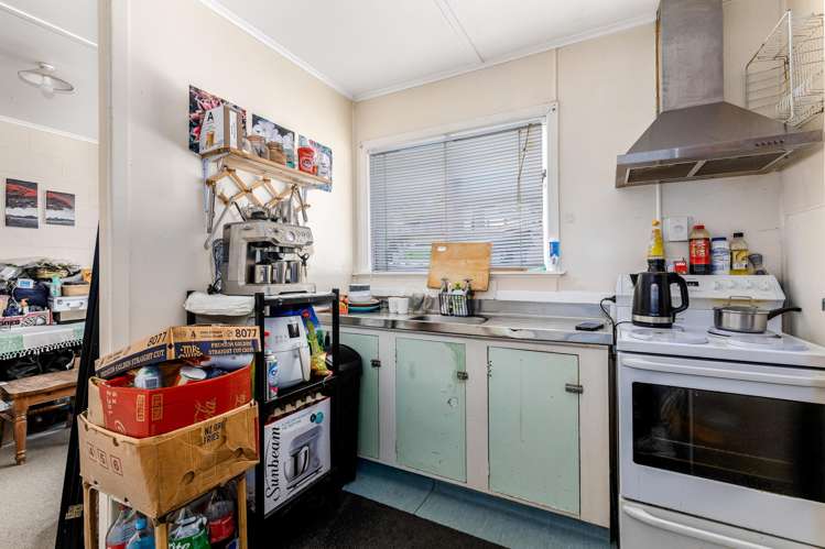 301-303 Warspite Avenue Waitangirua_20