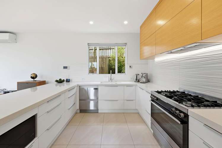 18b Leafield Crescent Henderson_6