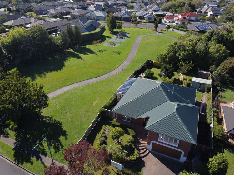 34 Huntington Drive Huntington_44