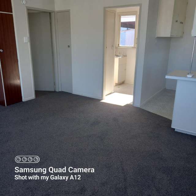 2B Larch Street 11068_3