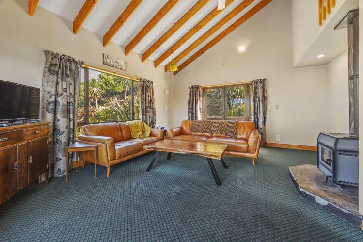 67 Manapouri St Ravensbourne_2