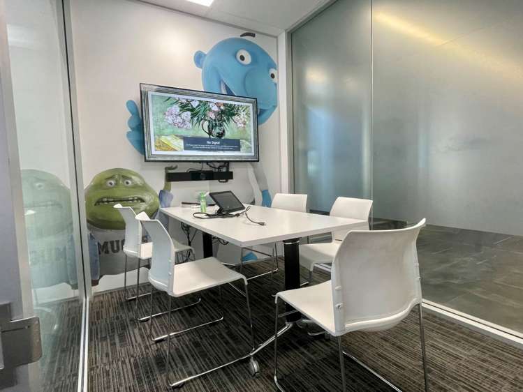 Level 1/2 Fred Thomas Drive Takapuna_11