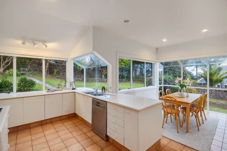 11a Summit Drive Mount Albert_14