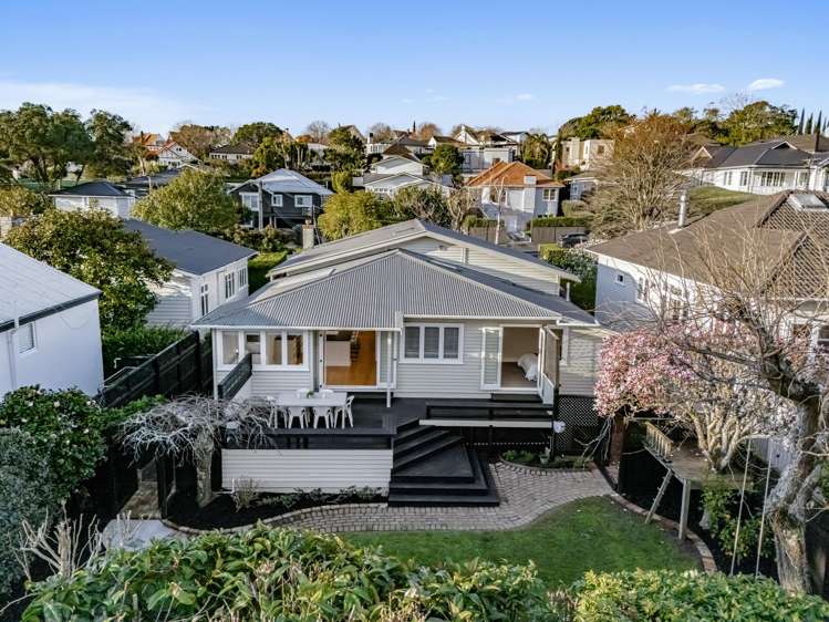 7 Kenny Road Remuera_13