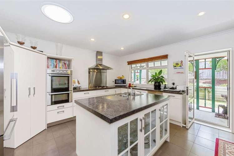 57 Chesterfield Way Orewa_6