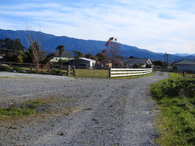 6 Glenview Road Takaka_13