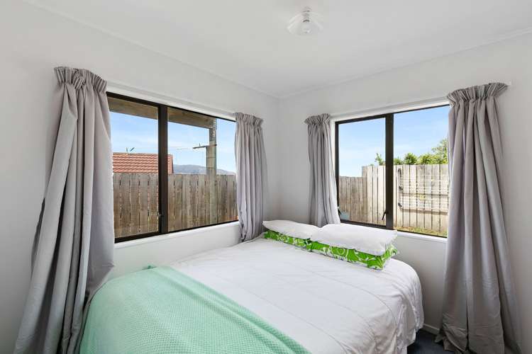 2 Bury Grove Strathmore Park_10