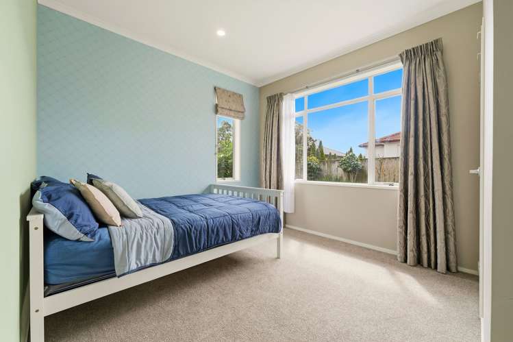 55 Coachman Drive Flat Bush_14