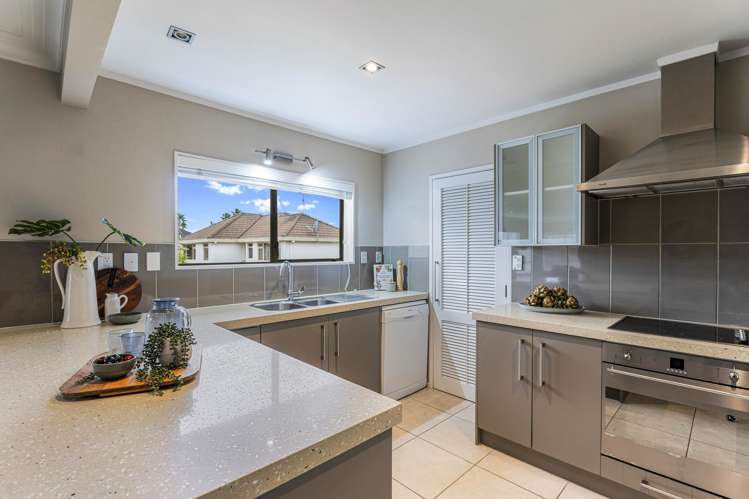 2/4 Melanesia Road Kohimarama_4