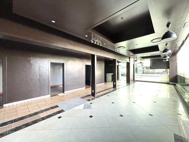 Takapuna Retail for Lease, suitable for restaurant