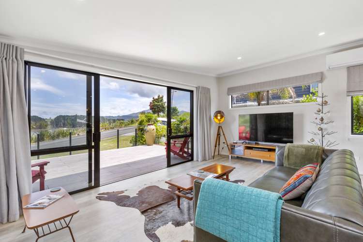 14 Robertson Street Raglan_2