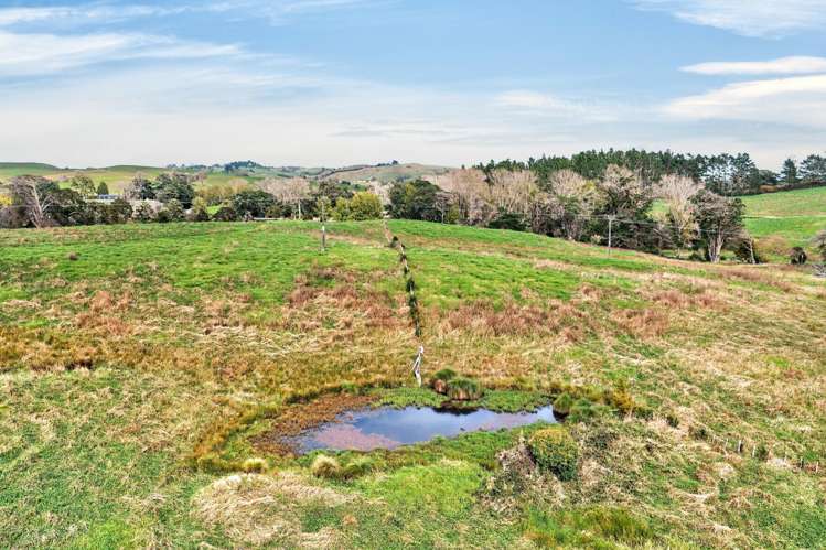 42 Ford Road Paparoa_13